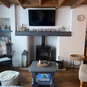  Holiday home Shrimp - 3 Bed Renovated With Stunning Sea Views