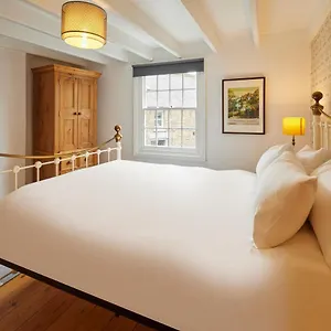  Holiday home Host & - Hampdon